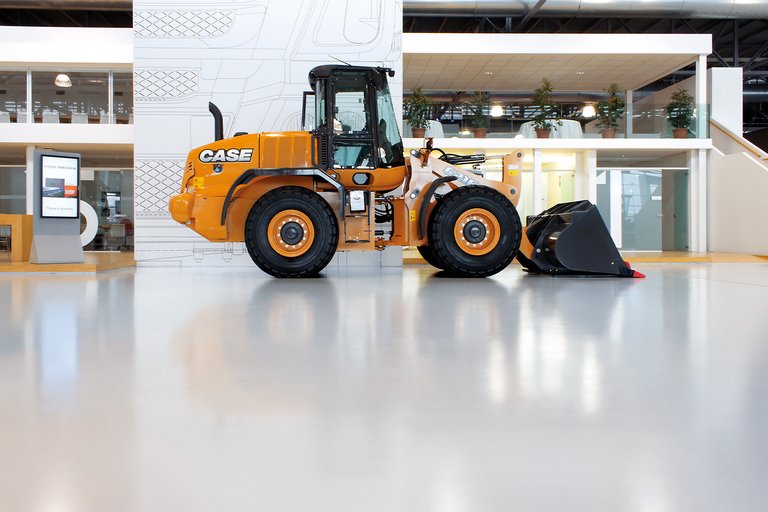 Pavimento industriale in resina epossidica in capannone logistico